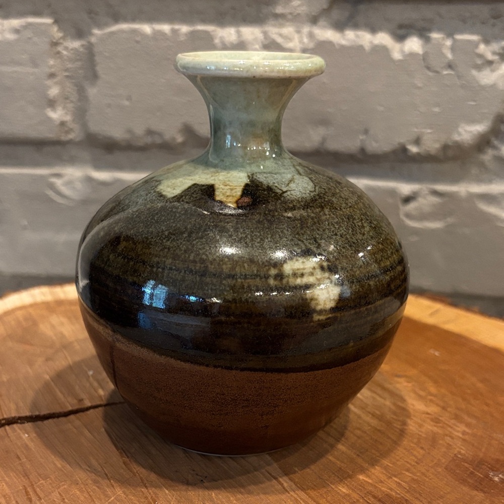 VTG Handcrafted Drip Glaze Pottery Bud Vase - Brown, Blue, & Green‎